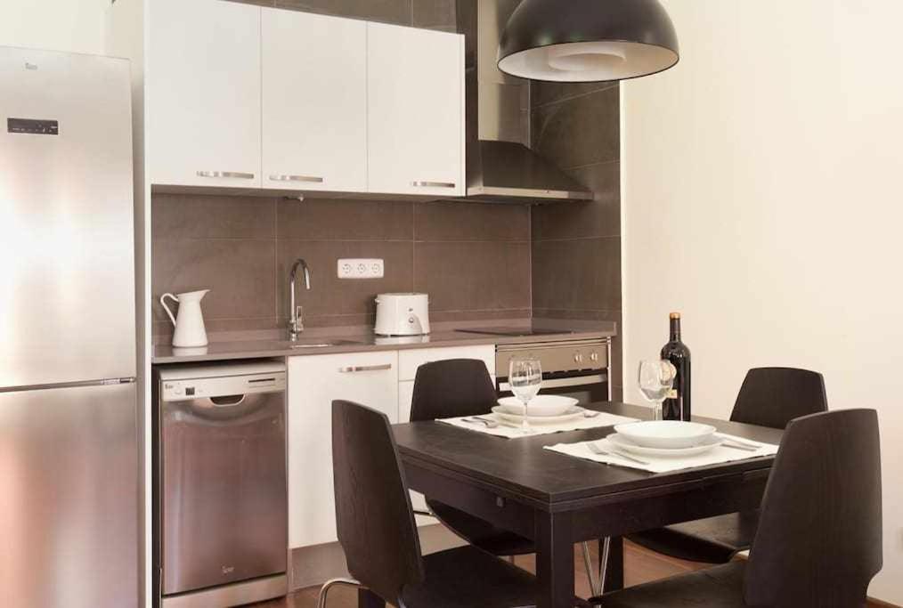 Apart Centrico Con Terraza En Gracia Barcelona Kültér fotó