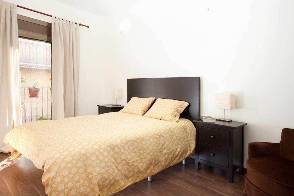 Apart Centrico Con Terraza En Gracia Barcelona Kültér fotó