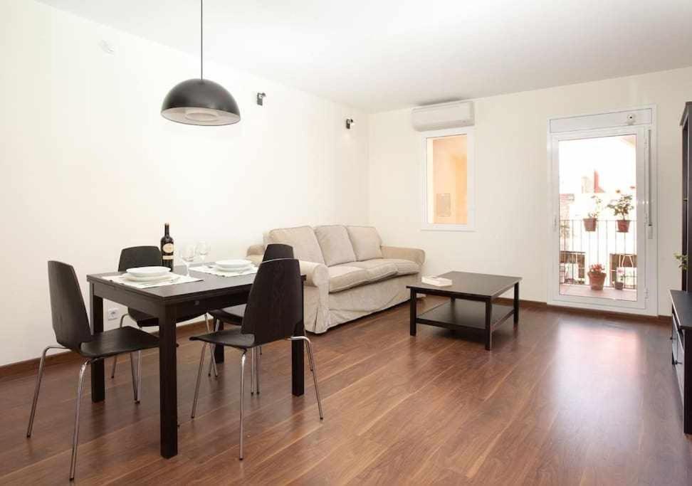 Apart Centrico Con Terraza En Gracia Barcelona Kültér fotó